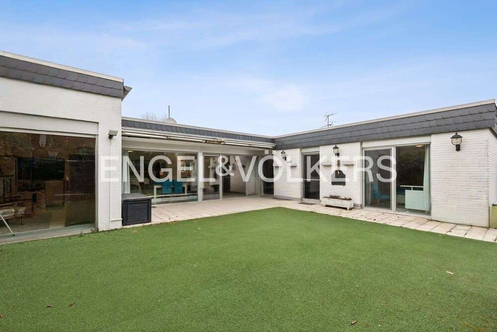 Thumbnail-Haus zum Kaufen in Frechen 930.000,00 € 188 m²