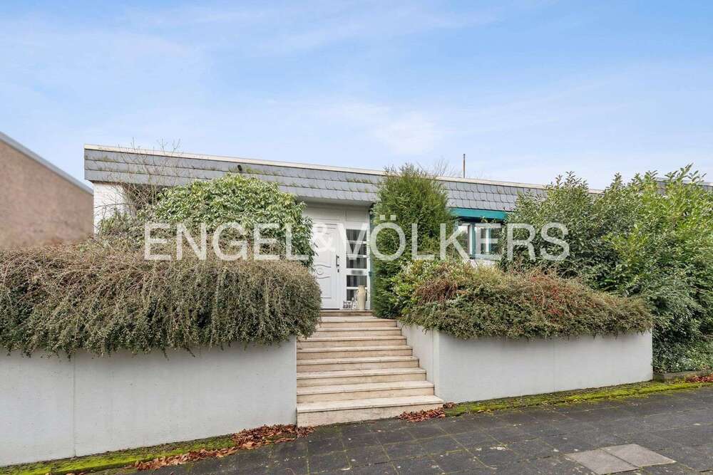 Thumbnail-Haus zum Kaufen in Frechen 930.000,00 € 188 m²