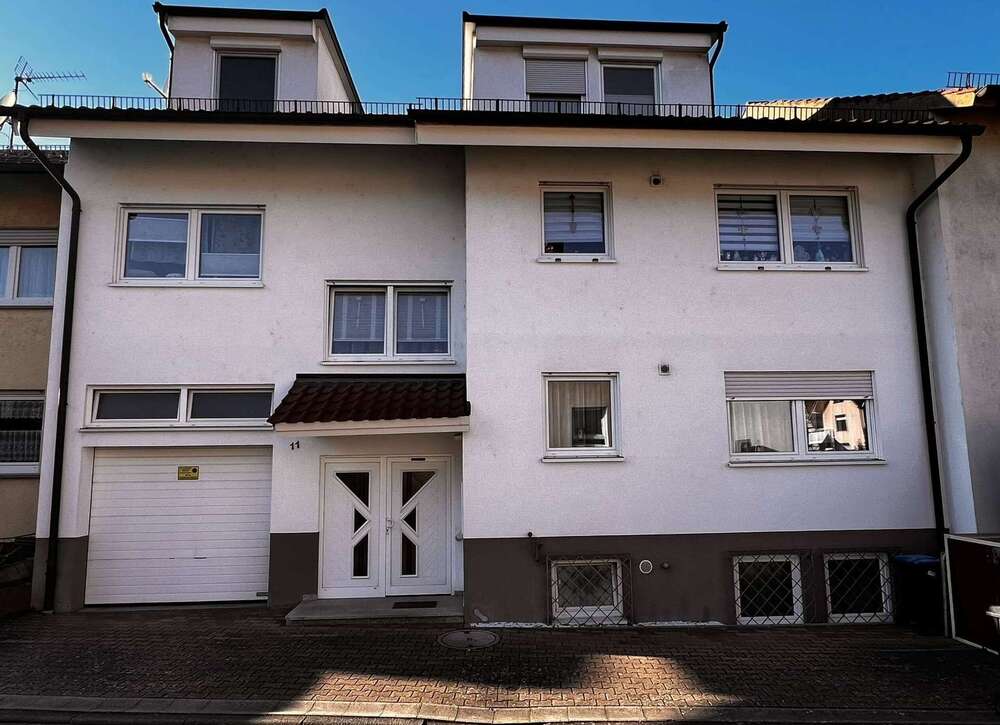 Thumbnail-Haus zum Kaufen in Kämpfelbach 750.000,00 € 305 m²