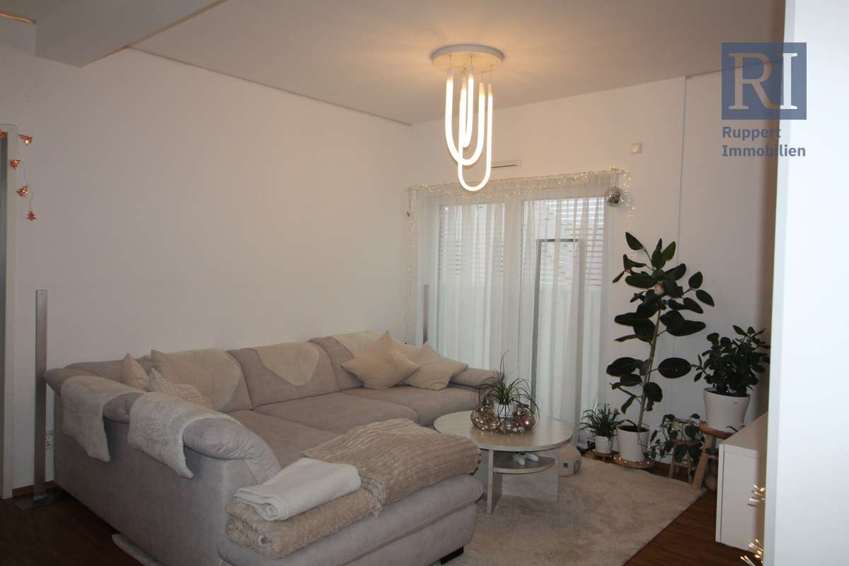 Thumbnail-Wohnung zum Mieten in Eisingen 1.260,00 € 109.55 m²