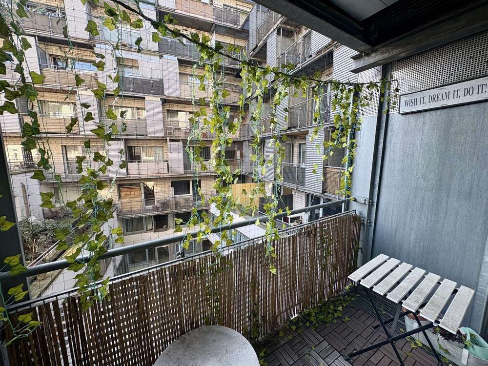 Thumbnail-Wohnung zum Kaufen in Köln 157.000,00 € 25.7 m²