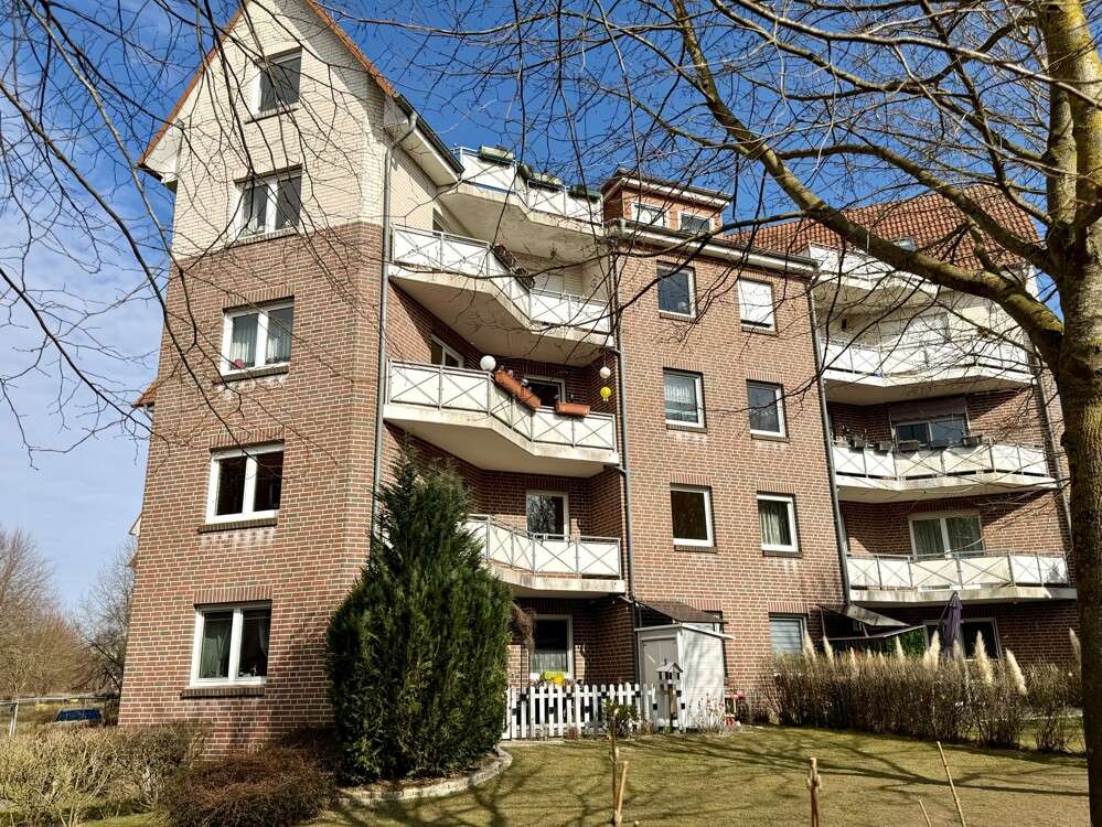 Thumbnail-Wohnung zum Kaufen in Bergen auf Rügen 214.000,00 € 104 m²