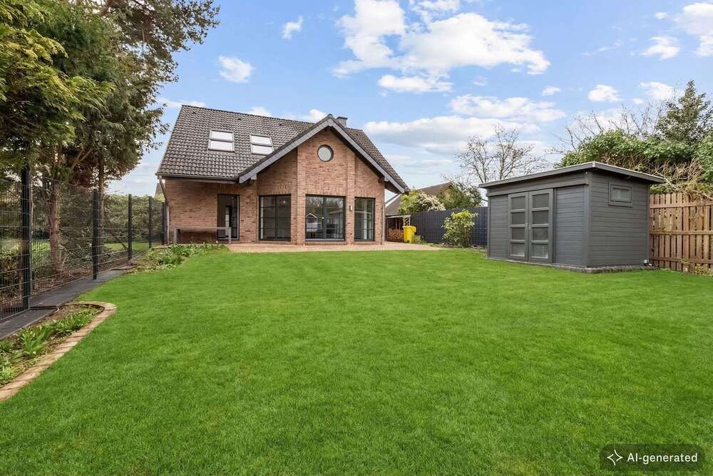 Thumbnail-Haus zum Mieten in Neuss-Weckhoven 2.200,00 € 164 m²