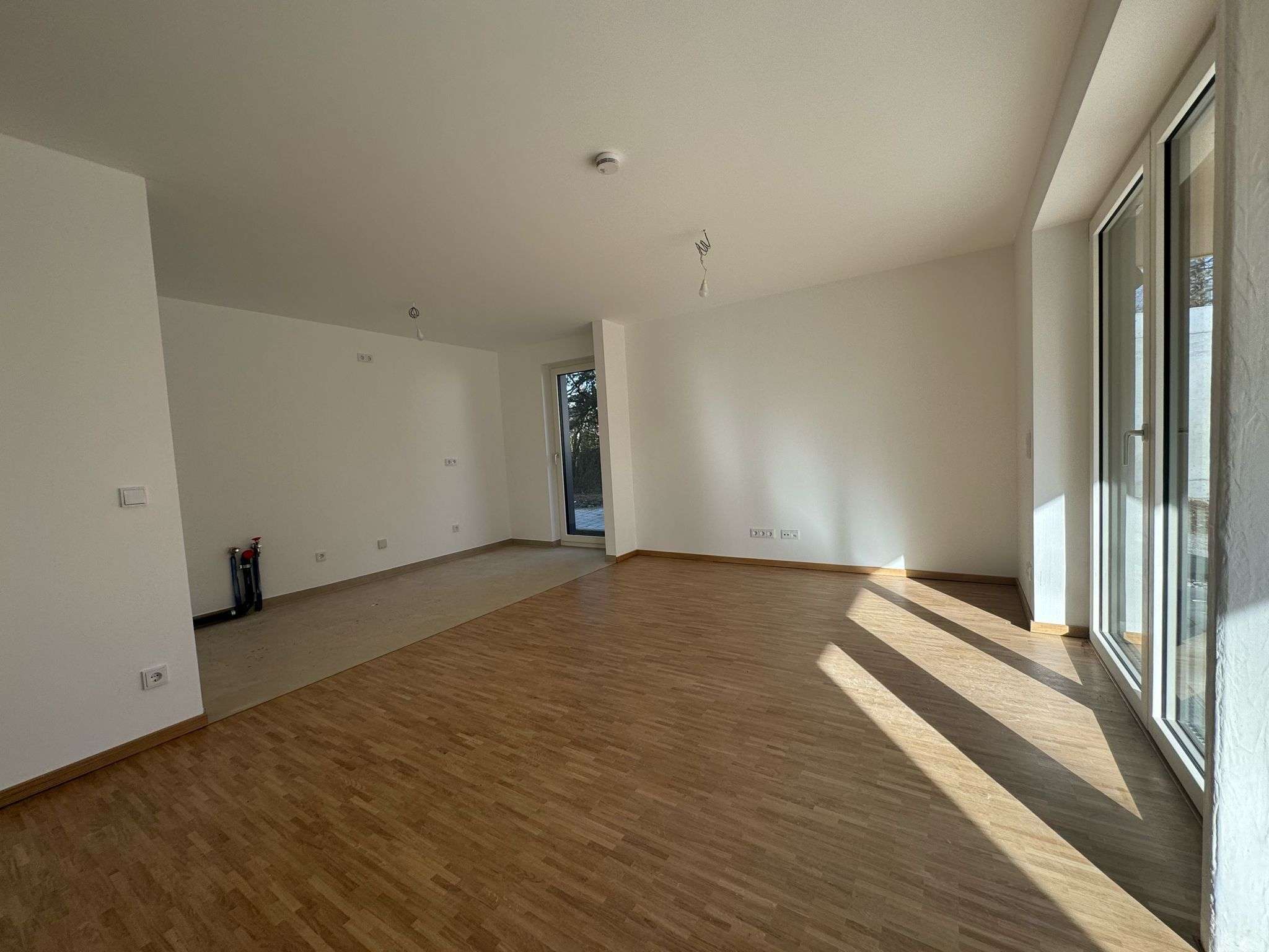 Thumbnail-Wohnung zum Mieten in Höhenkirchen-Siegertsbrunn 1.690,00 € 80 m²