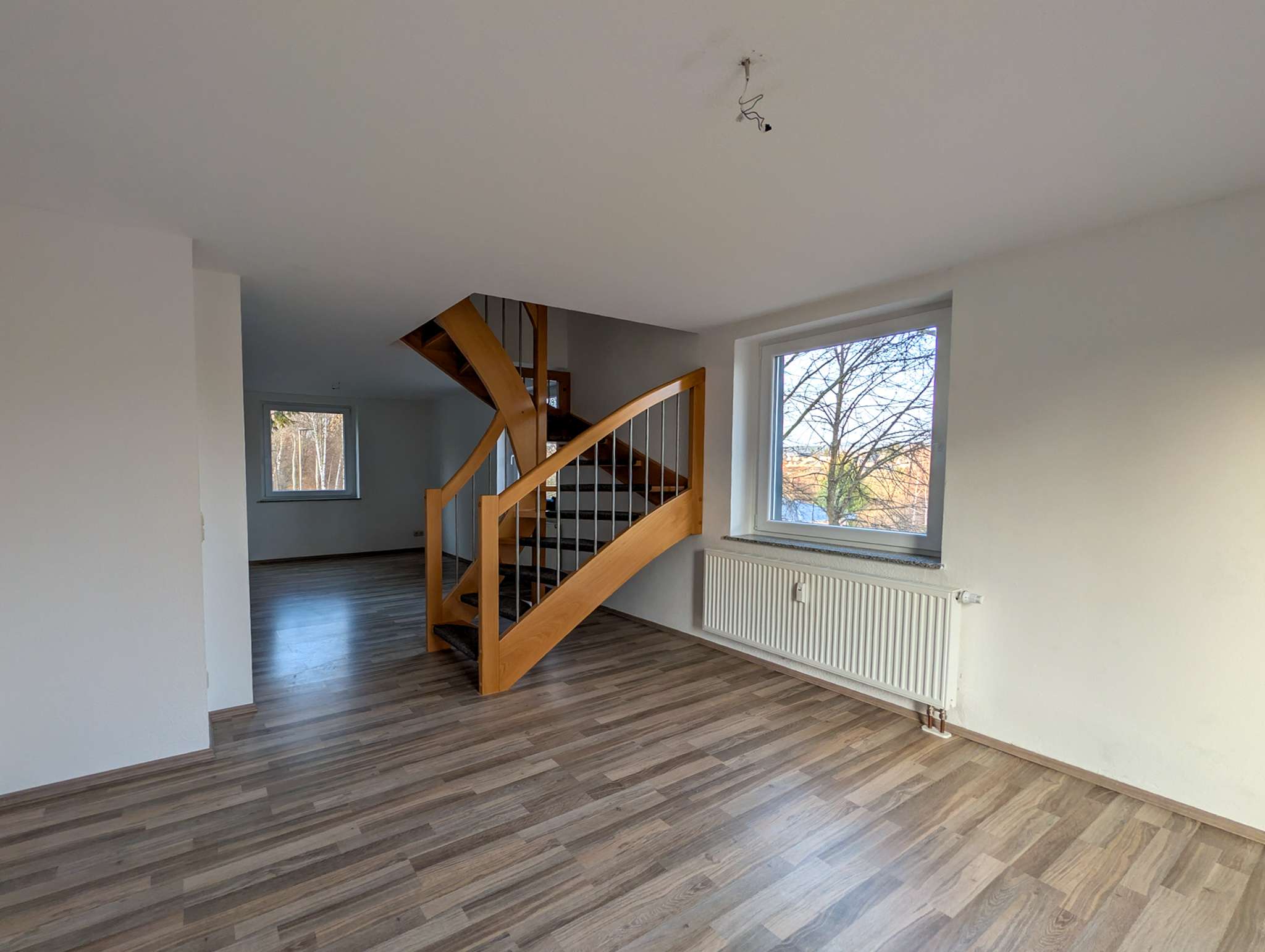 Thumbnail-Wohnung zum Mieten in Rodewisch 525,00 € 93.26 m²