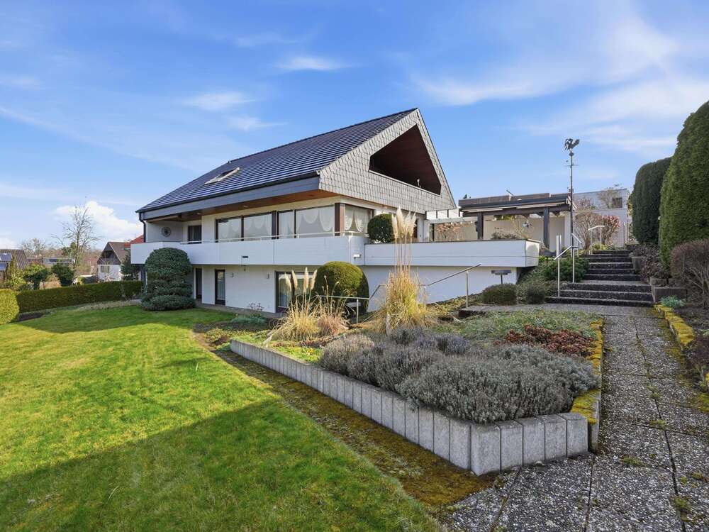 Thumbnail-Haus zum Kaufen in Biberach 895.000,00 € 250 m²