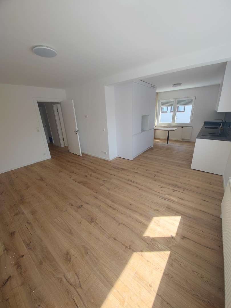 Thumbnail-Wohnung zum Kaufen in Neuhausen 299.000,00 € 68 m²
