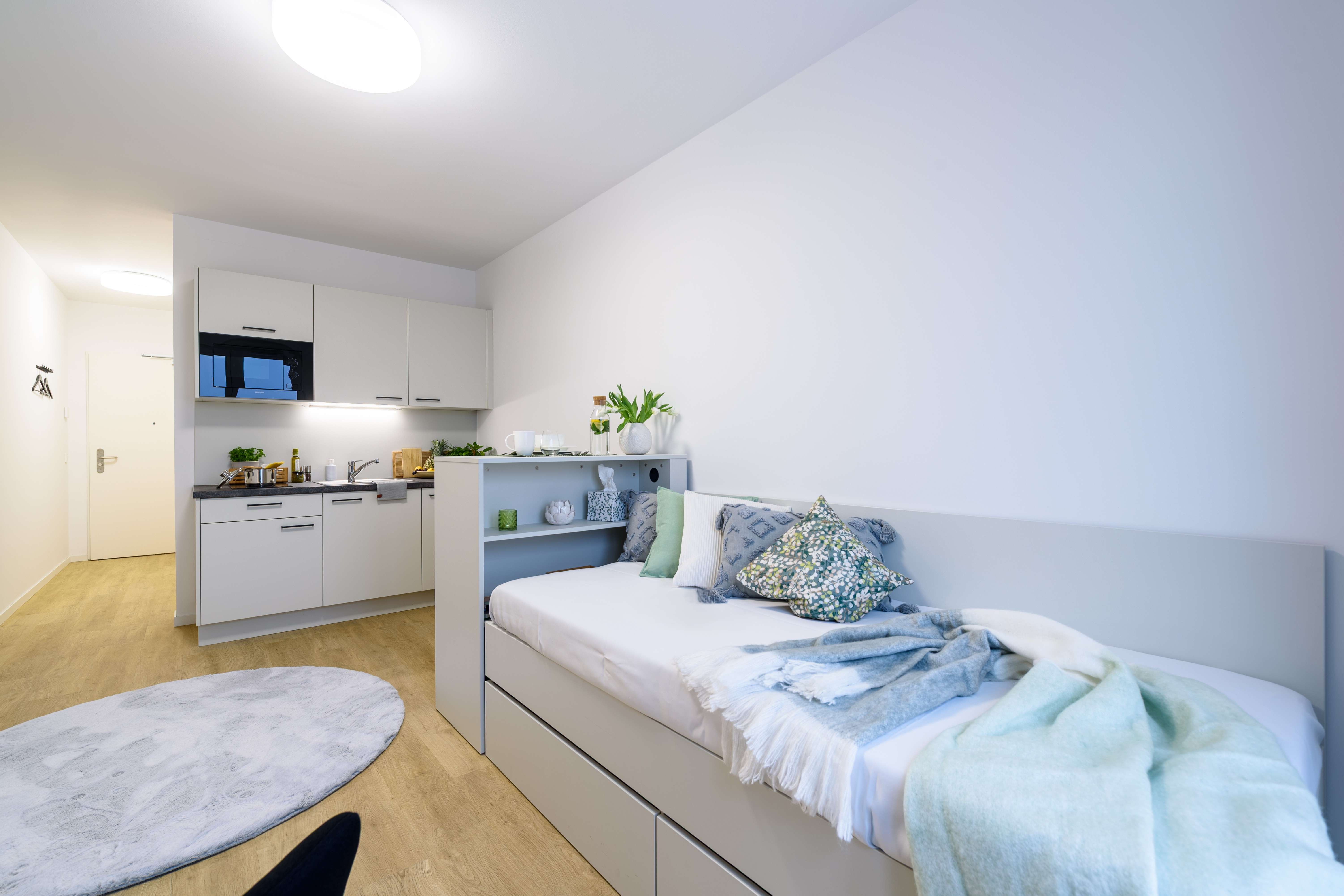 Thumbnail-Wohnung zum Mieten in Potsdam 570,00 € 23.28 m²