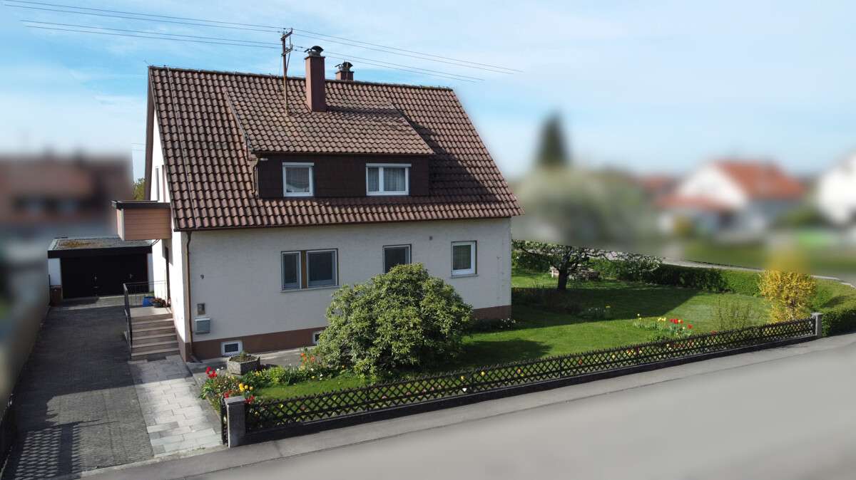Thumbnail-Haus zum Kaufen in Gerstetten Dettingen am Albuch 315.000,00 € 127.39 m²