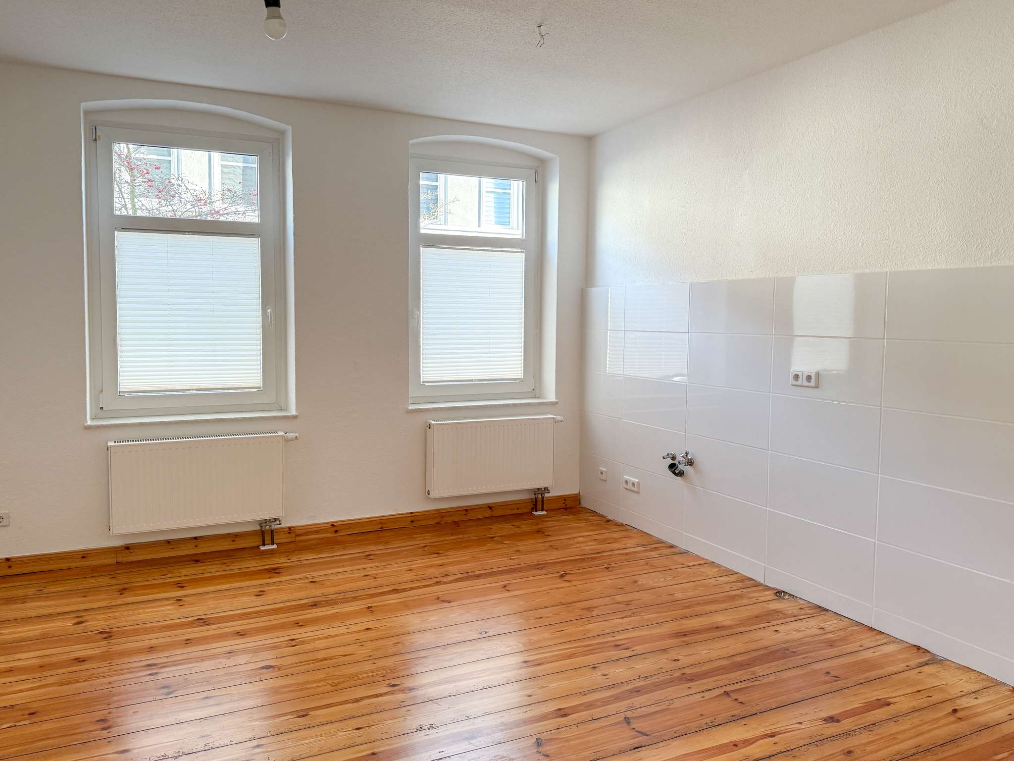 Thumbnail-Wohnung zum Mieten in Brandenburg an der Havel 930,00 € 115 m²