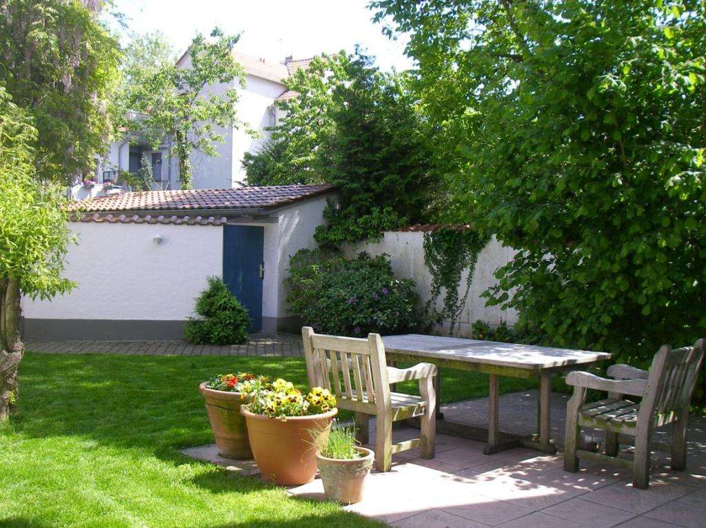 Thumbnail-Wohnung zum Mieten in Markkleeberg 1.030,00 € 114.41 m²