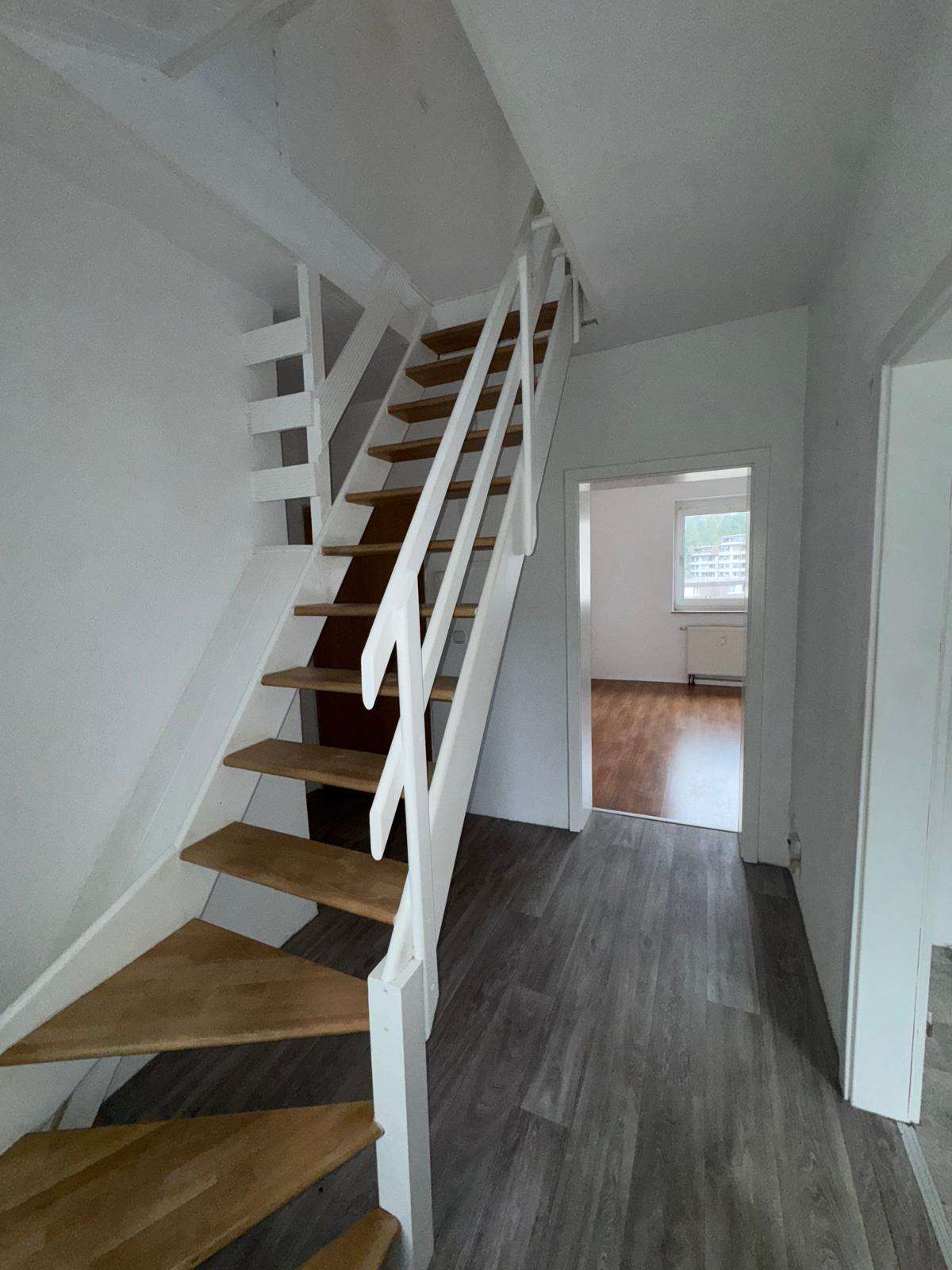 Thumbnail-Wohnung zum Mieten in Wuppertal 800,00 € 97.69 m²