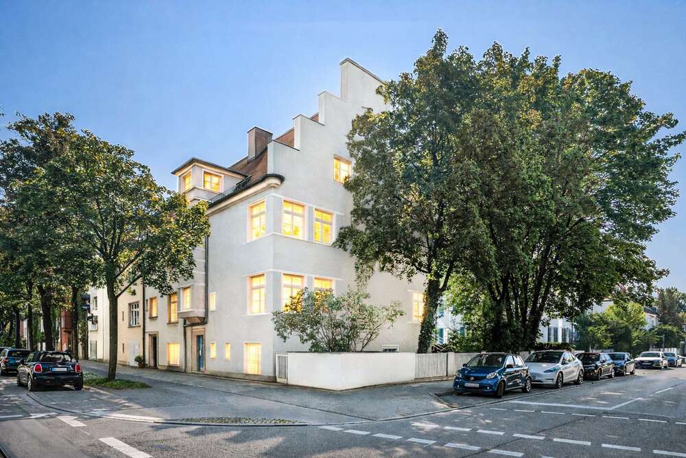 Thumbnail-Haus zum Kaufen in München 4.500.000,00 € 305 m²