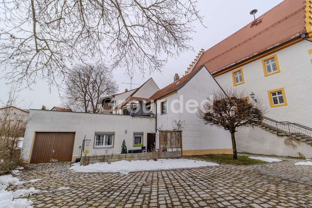 Thumbnail-Haus zum Kaufen in Viereth-Trunstadt 199.000,00 € 144.32 m²