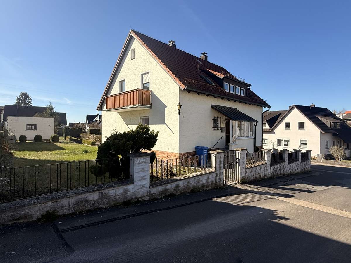 Thumbnail-Haus zum Kaufen in Schirmitz 330.000,00 € 165 m²