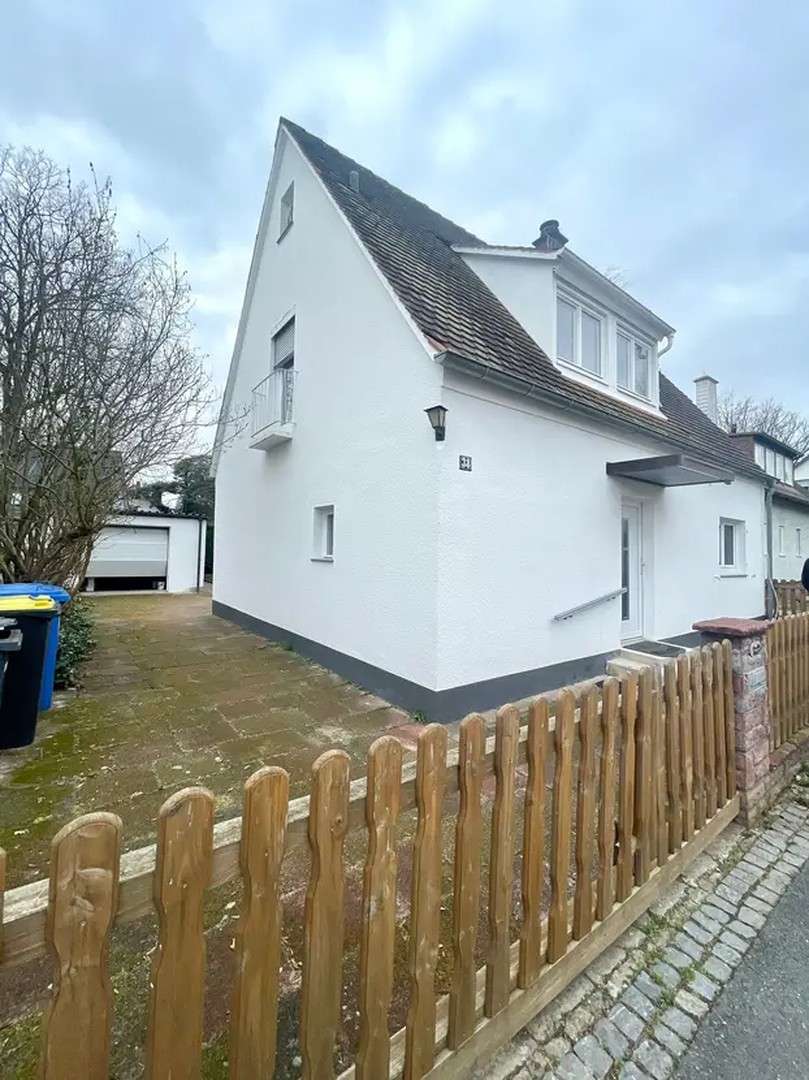 Thumbnail-Haus zum Mieten in Nürnberg 1.699,00 € 105 m²