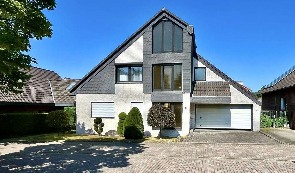 Thumbnail-Haus zum Kaufen in Leverkusen 839.000,00 € 232.83 m²