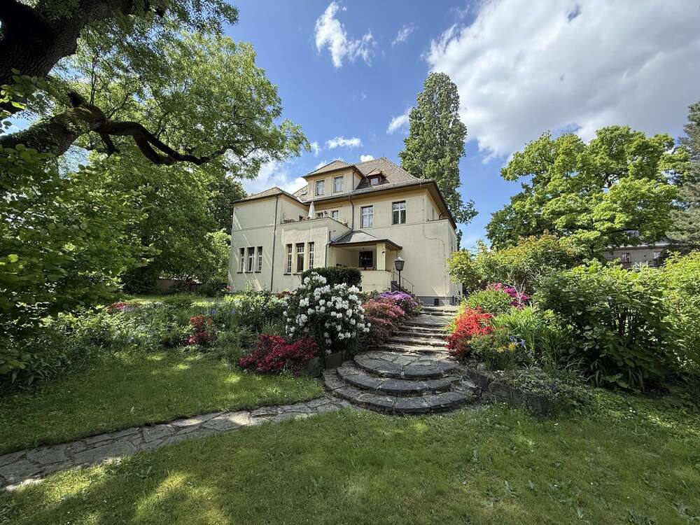 Thumbnail-Haus zum Kaufen in Leipzig 1.590.000,00 € 340 m²