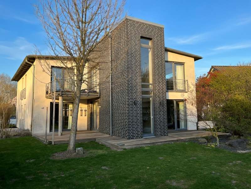 Thumbnail-Haus zum Kaufen in Braunschweig 980.000,00 € 234 m²