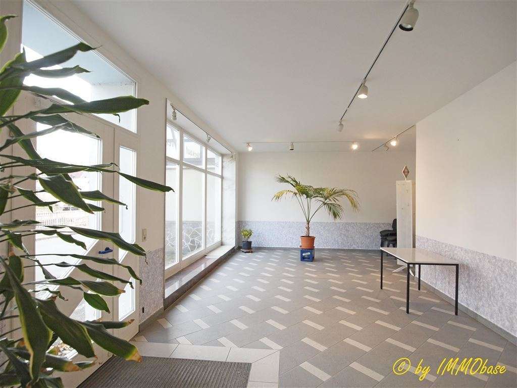 Thumbnail-Einzelhandel in Hainichen , Sachs 554,70 € 92.45 m²