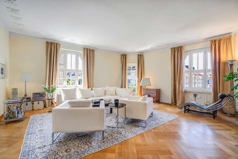 Thumbnail-Wohnung zum Kaufen in München 3.800.000,00 € 248 m²