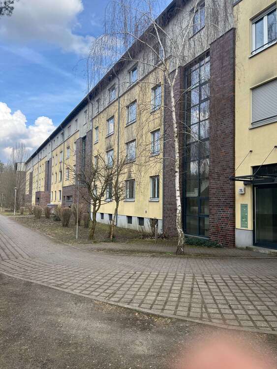 Thumbnail-Wohnung zum Kaufen in Kleinmachnow 220.000,00 € 58.74 m²