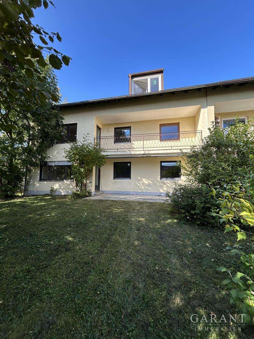 Thumbnail-Haus zum Kaufen in Gröbenzell 1.350.000,00 € 271 m²