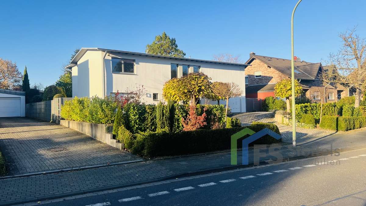 Thumbnail-Haus zum Kaufen in Düren-Gürzenich 839.000,00 € 264 m²