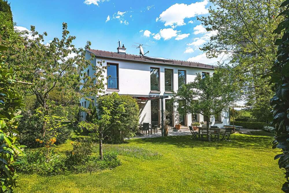 Thumbnail-Haus zum Kaufen in Icking 2.490.000,00 € 217 m²