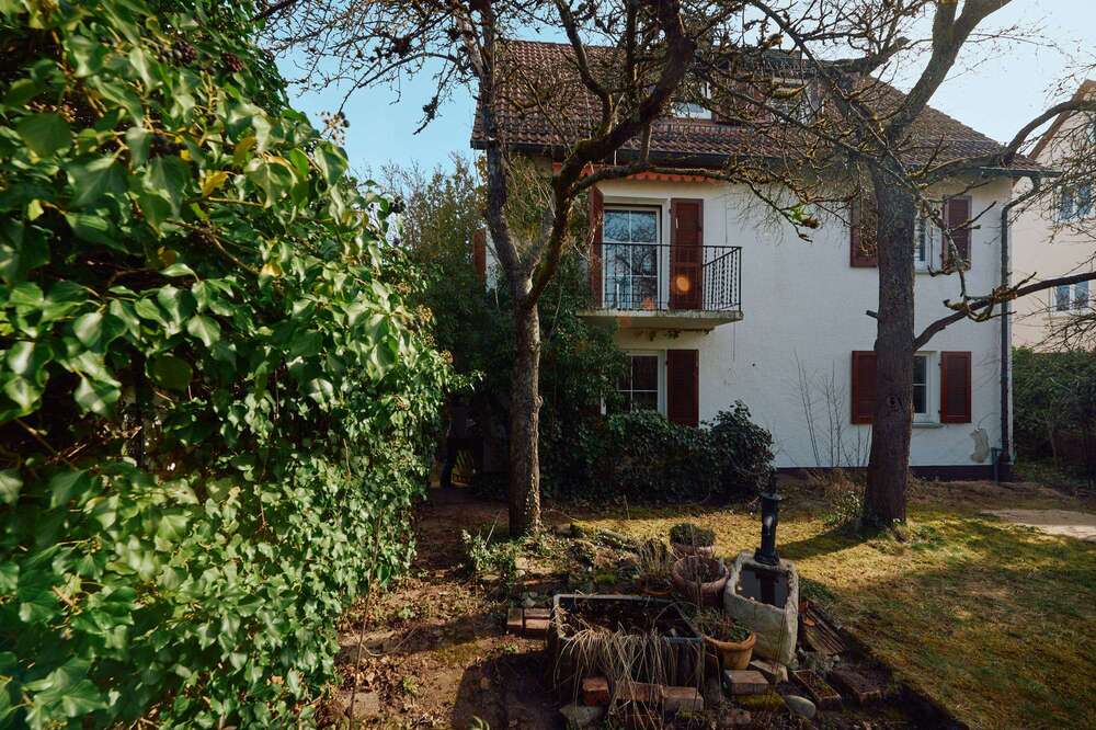 Thumbnail-Haus zum Kaufen in Böblingen 648.500,00 € 162 m²