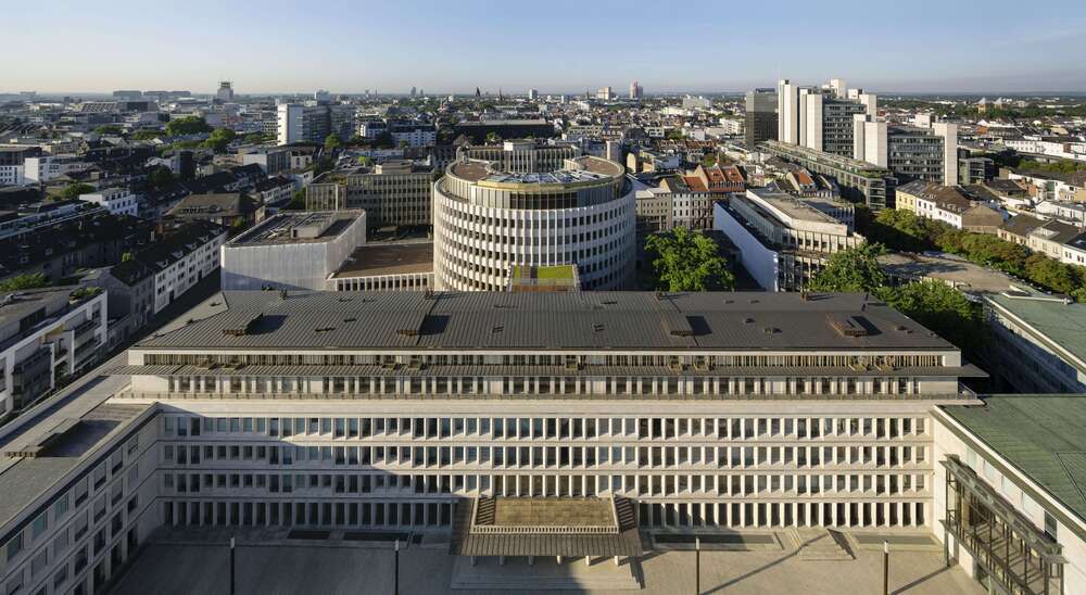 Thumbnail-Wohnung zum Kaufen in Köln 2.250.000,00 € 233 m²