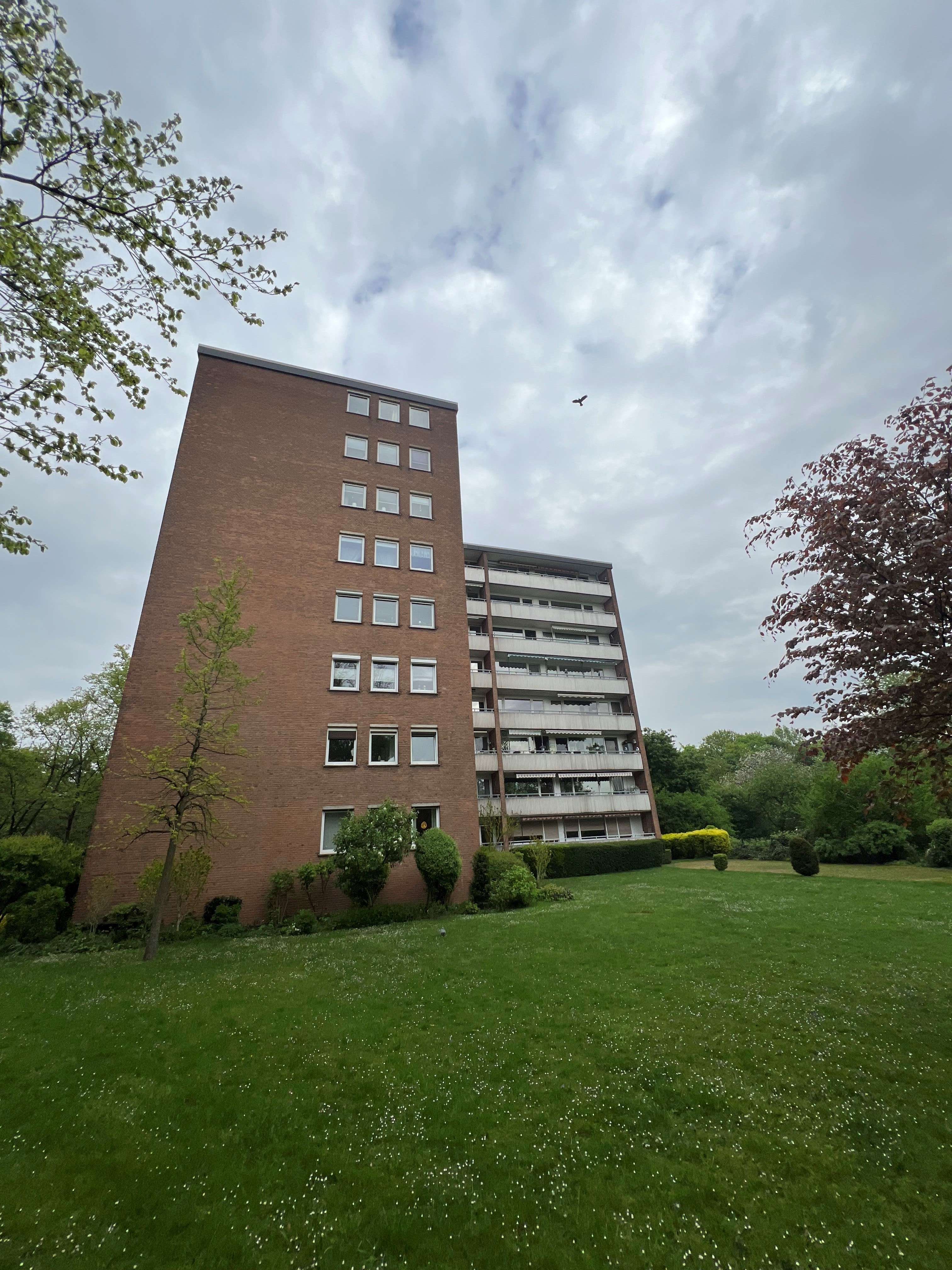 Thumbnail-Wohnung zum Kaufen in Krefeld 115.000,00 € 68 m²