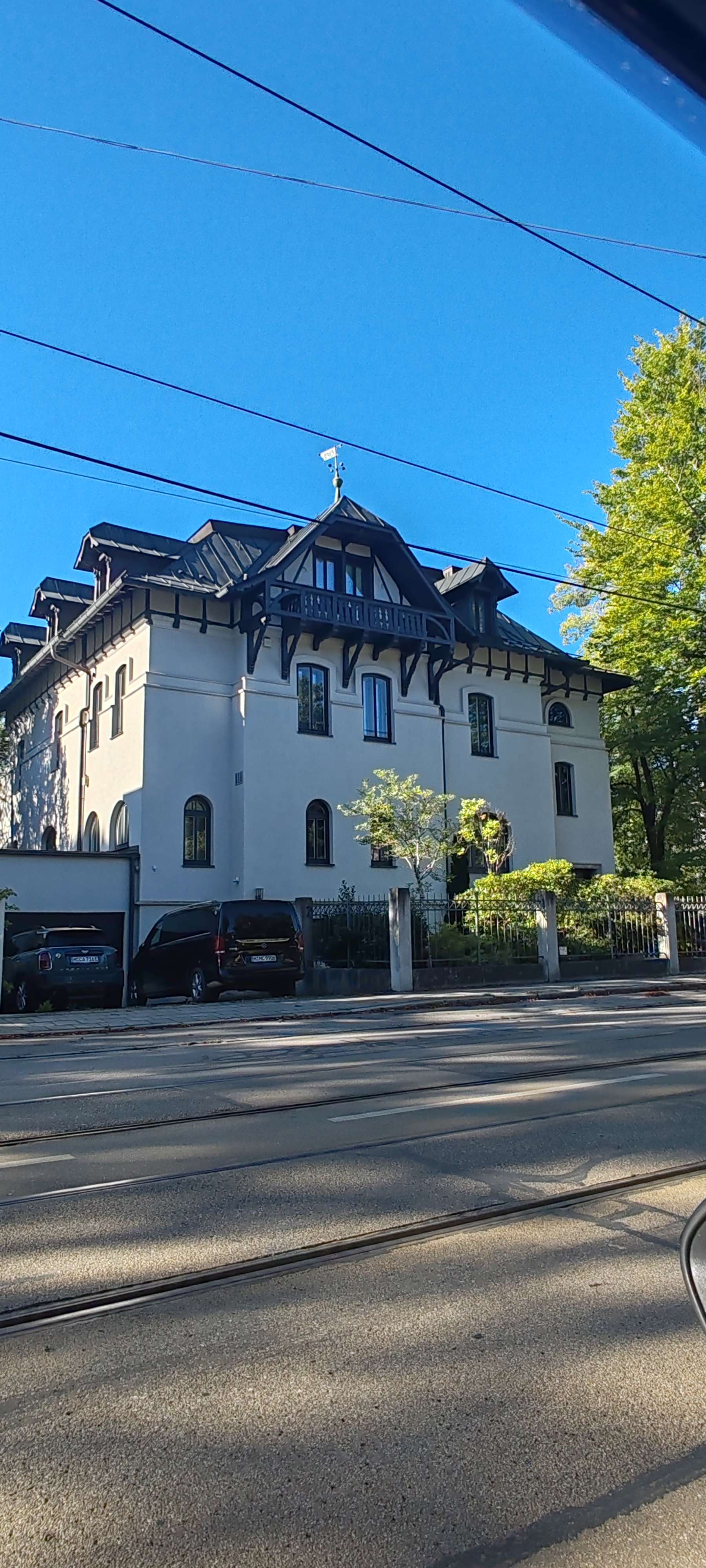 Thumbnail-Wohnung zum Mieten in München 3.900,00 € 145 m²