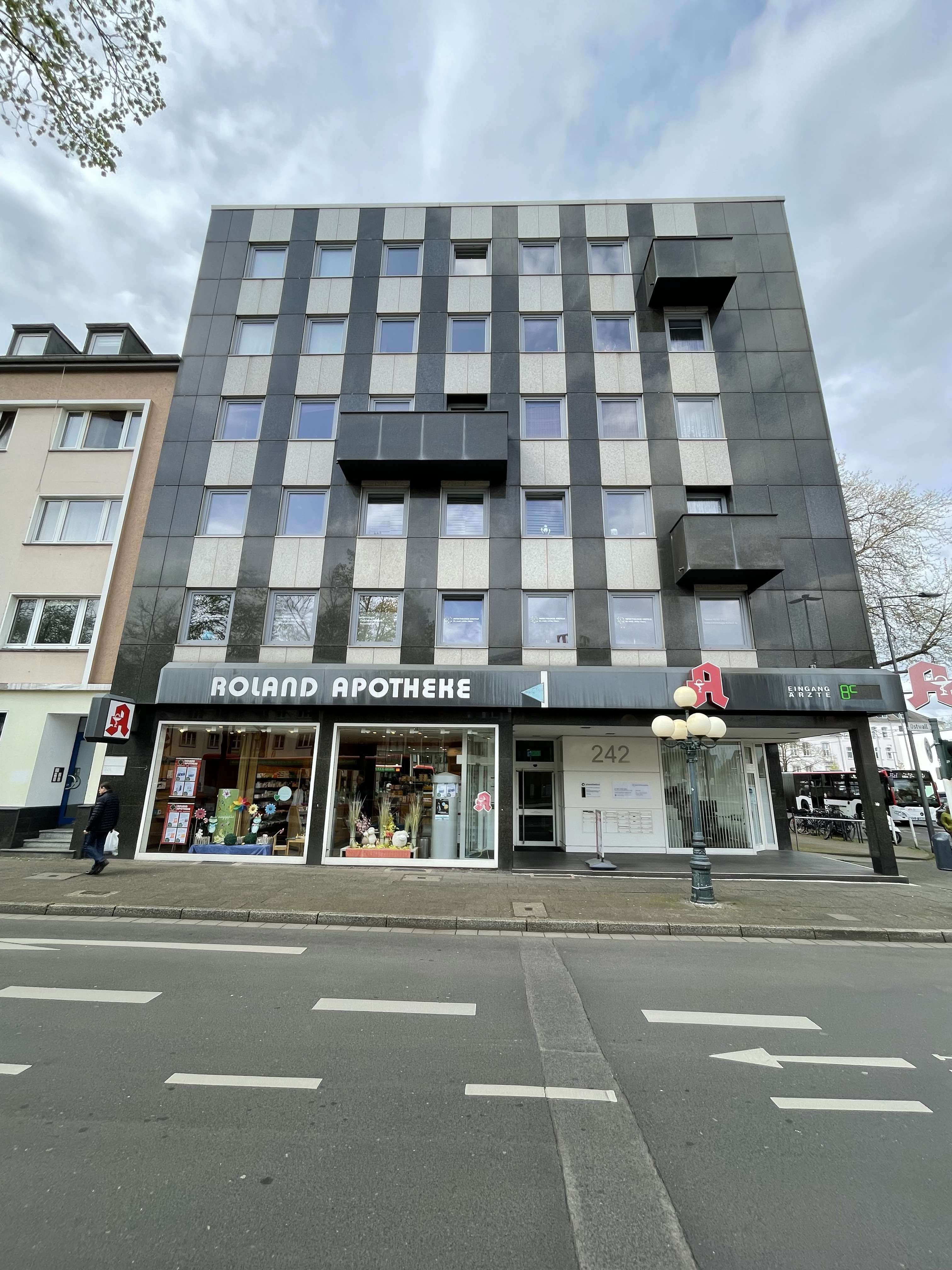 Thumbnail-Büro in Krefeld 1.375,00 € 140 m²