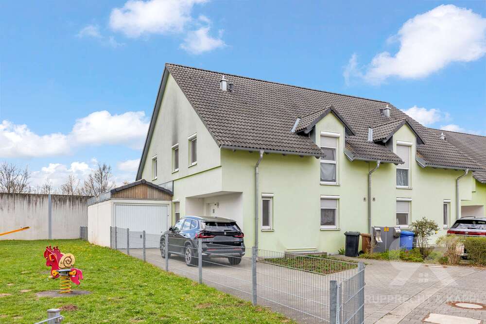 Thumbnail-Haus zum Kaufen in Pressath 309.000,00 € 146 m²