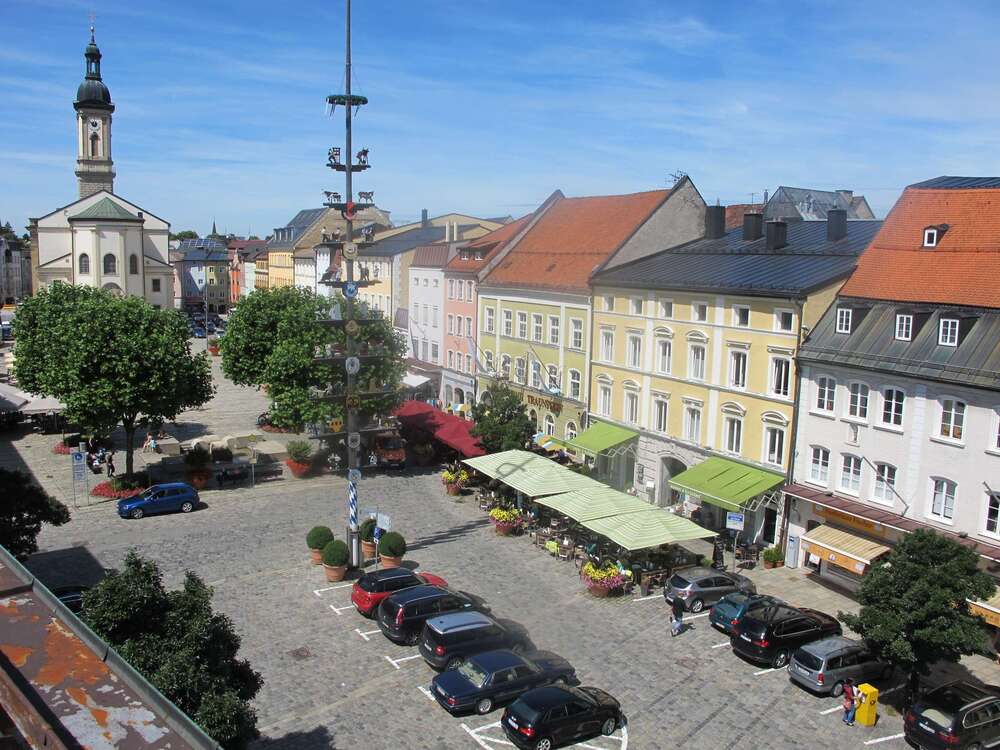 Thumbnail-Haus zum Kaufen in Traunstein 2.950.000,00 € 300 m²