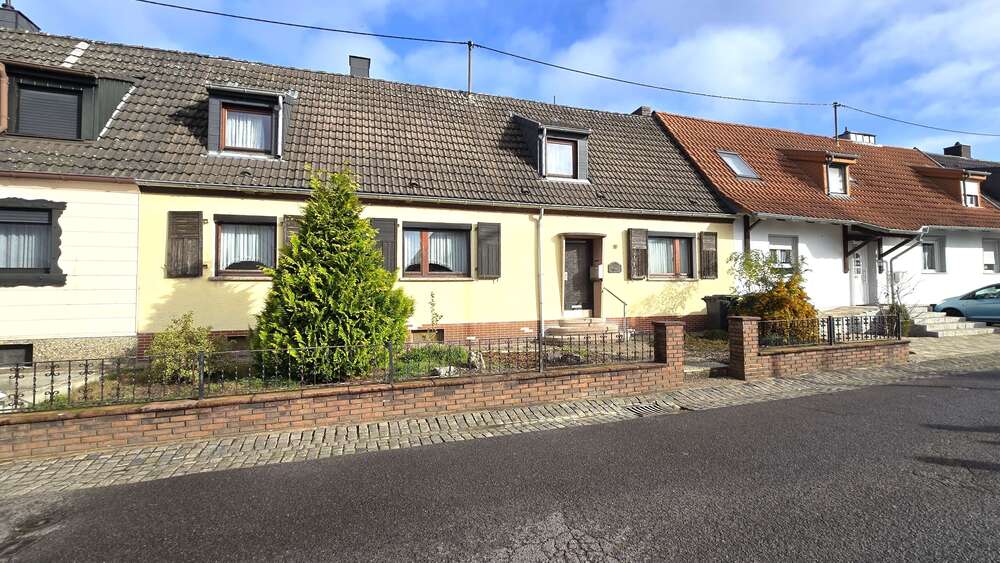 Thumbnail-Haus zum Kaufen in Völklingen 169.000,00 € 140 m²