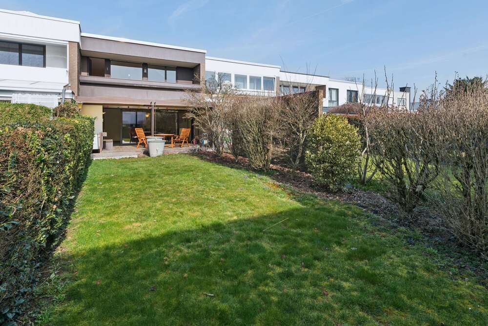 Thumbnail-Haus zum Kaufen in Steinbach (Taunus) 485.000,00 € 128 m²