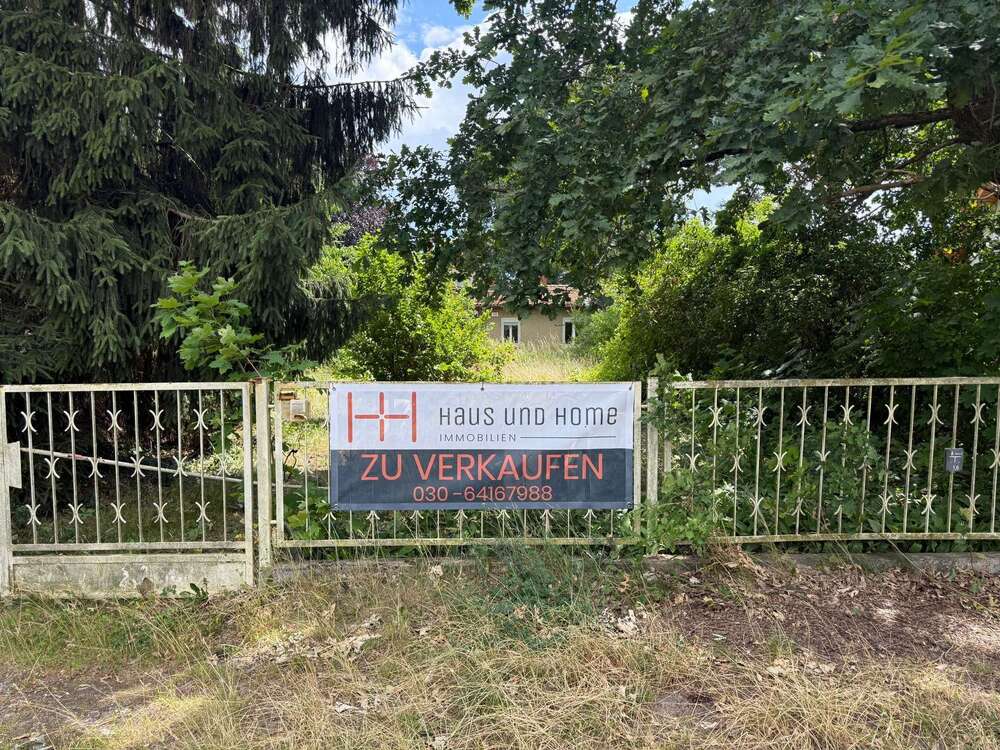 Thumbnail-Grundstück zu verkaufen in Berlin 280.000,00 € 825 m²