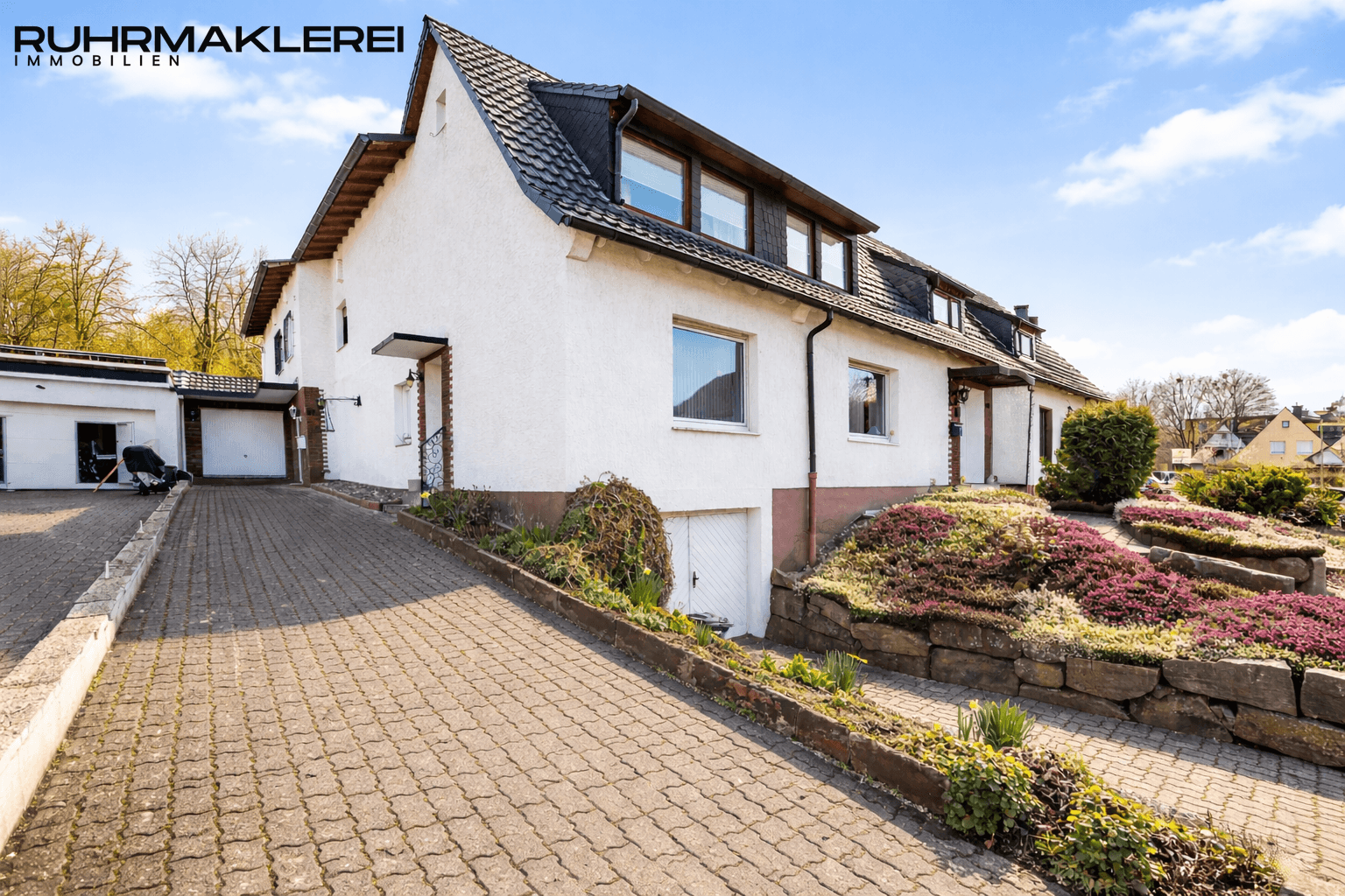 Thumbnail-Wohnung zum Kaufen in Hagen 369.000,00 € 197.1 m²