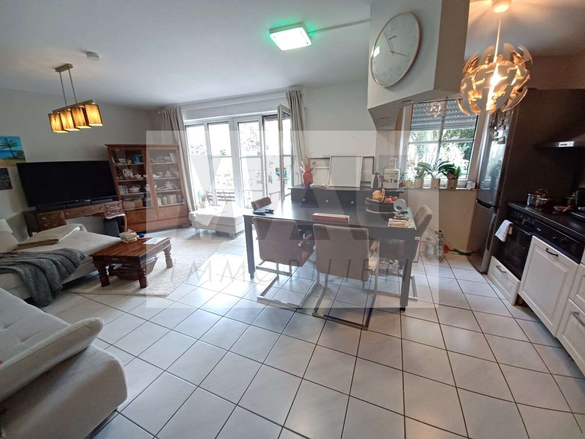 Thumbnail-Wohnung zum Kaufen in Köln Meschenich 245.000,00 € 61 m²