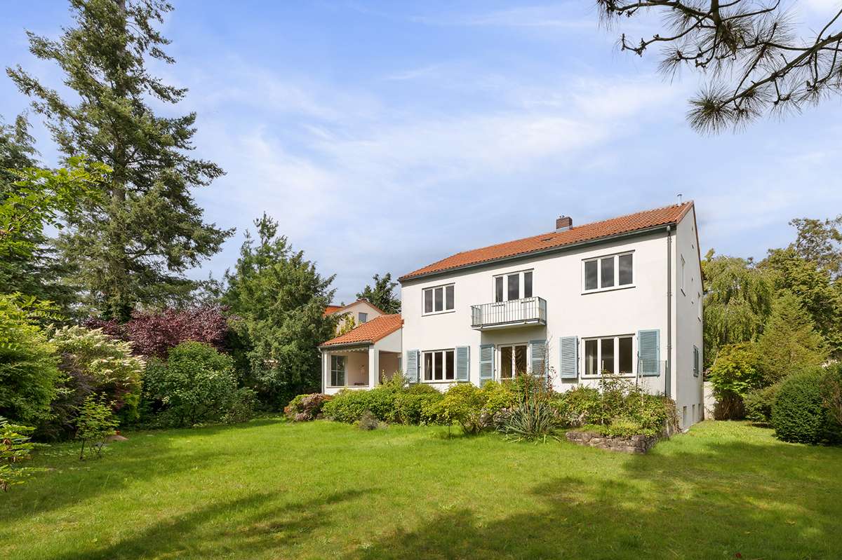 Thumbnail-Haus zum Kaufen in Berlin 1.790.000,00 € 238 m²