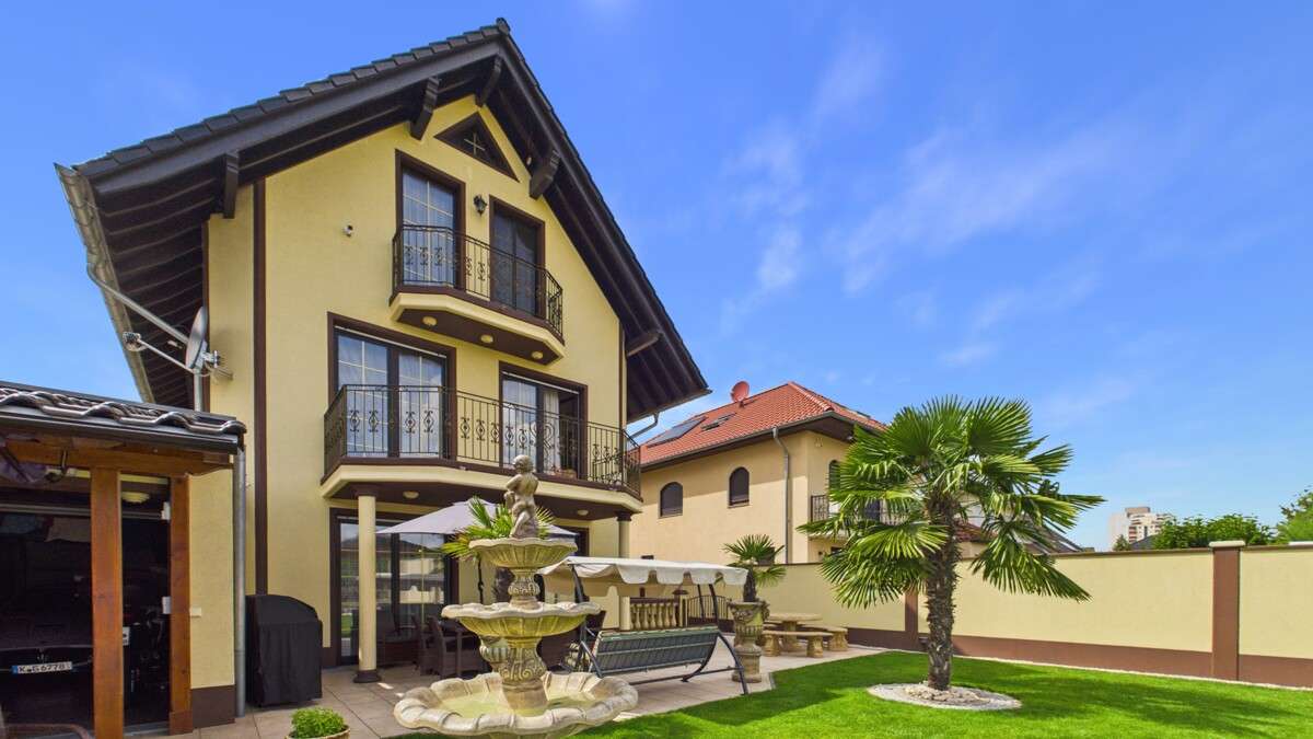 Thumbnail-Haus zum Kaufen in Köln Elsdorf 1.400.000,00 € 305.61 m²