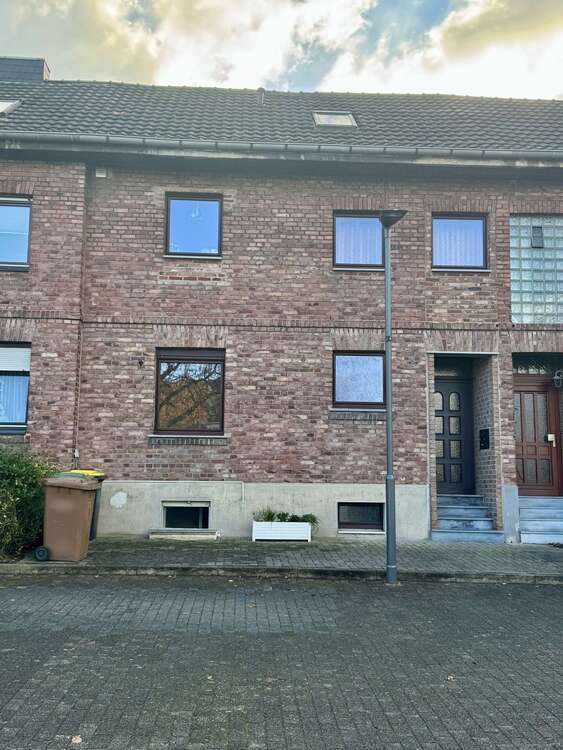 Thumbnail-Haus zum Kaufen in Übach Palenberg 300.000,00 € 174.83 m²