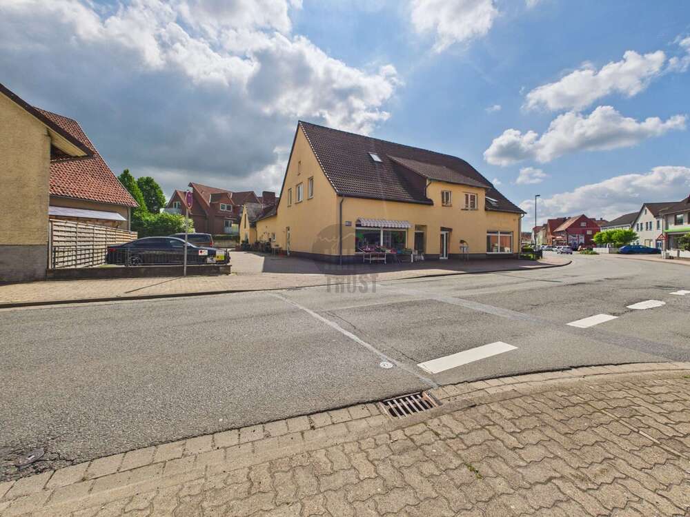 Thumbnail-Haus zum Kaufen in Lindhorst 580.000,00 € 197 m²