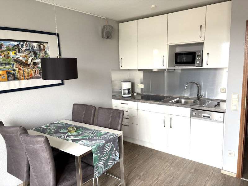 Thumbnail-Wohnung zum Kaufen in Timmendorfer Strand 295.000,00 € 44 m²