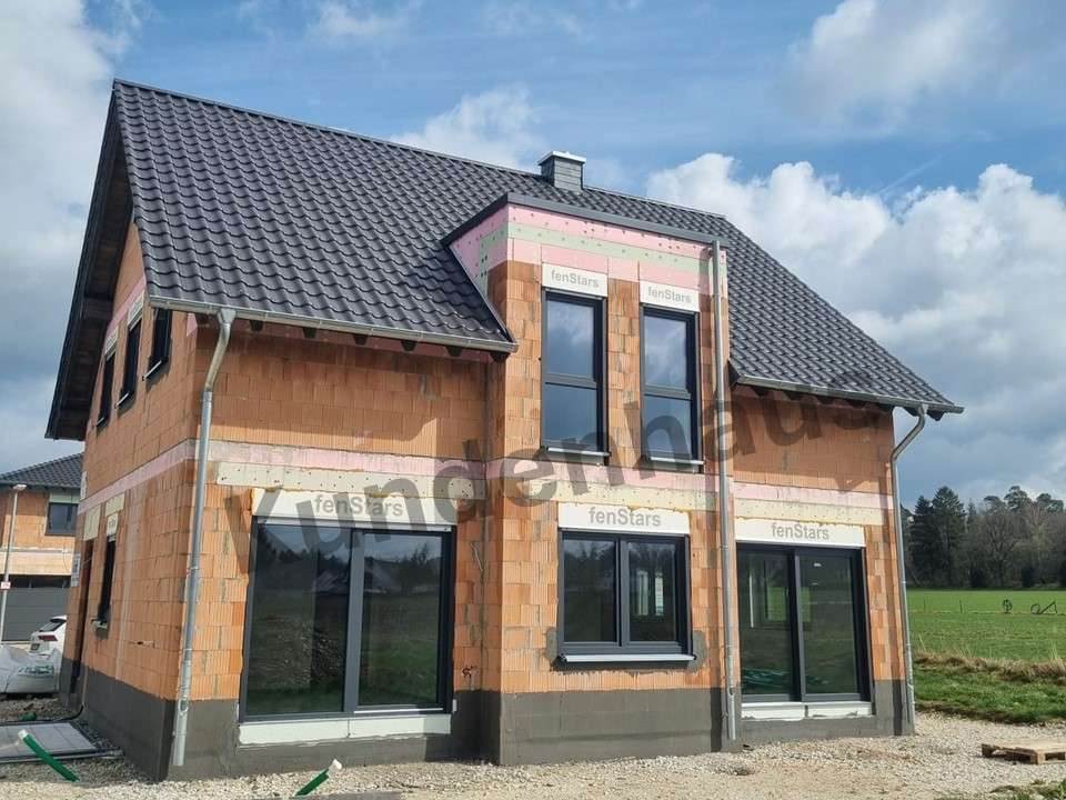 Thumbnail-Haus zum Kaufen in Langenlonsheim 555.900,00 € 135 m²