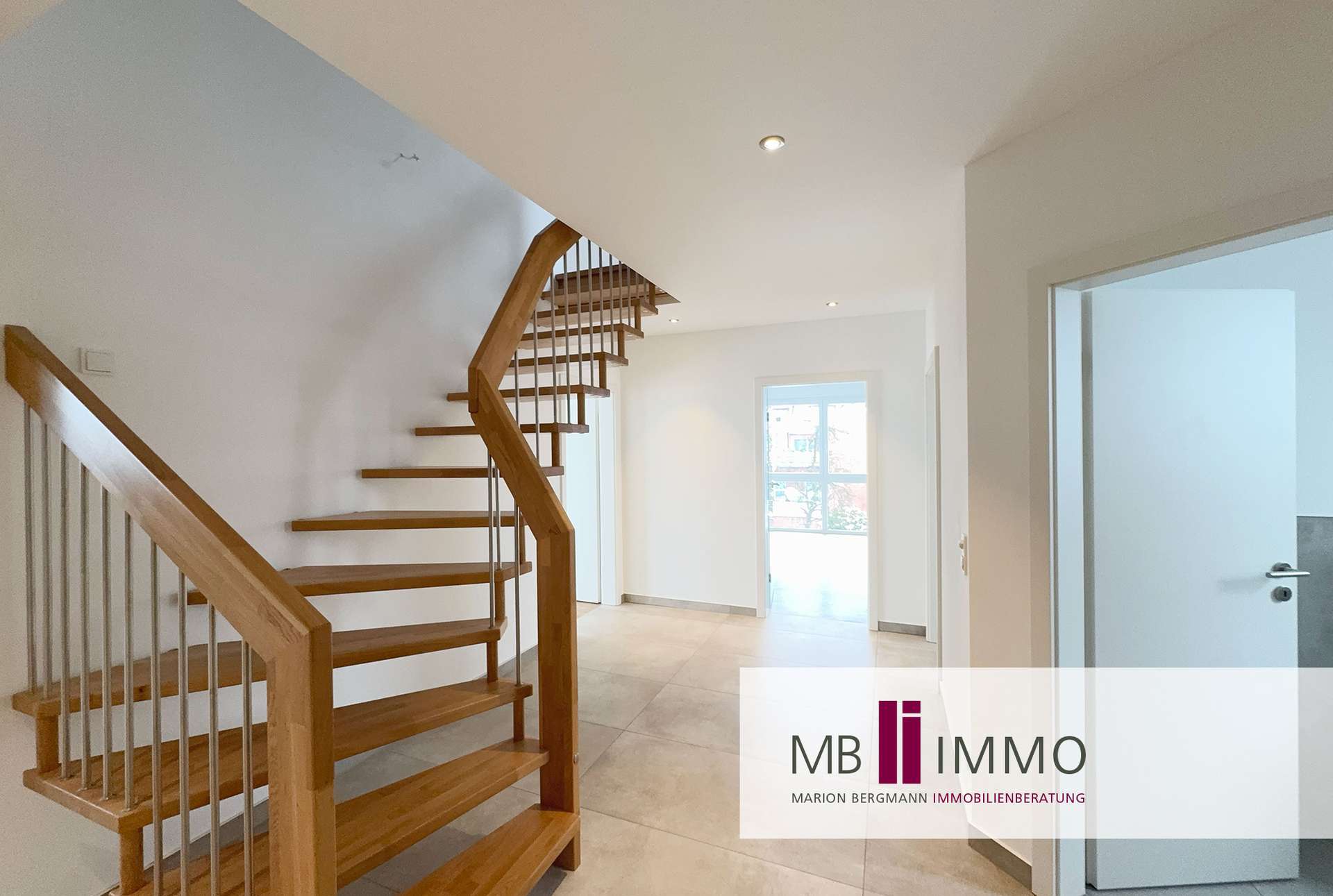 Thumbnail-Wohnung zum Kaufen in Wolfsburg 395.000,00 € 117.13 m²