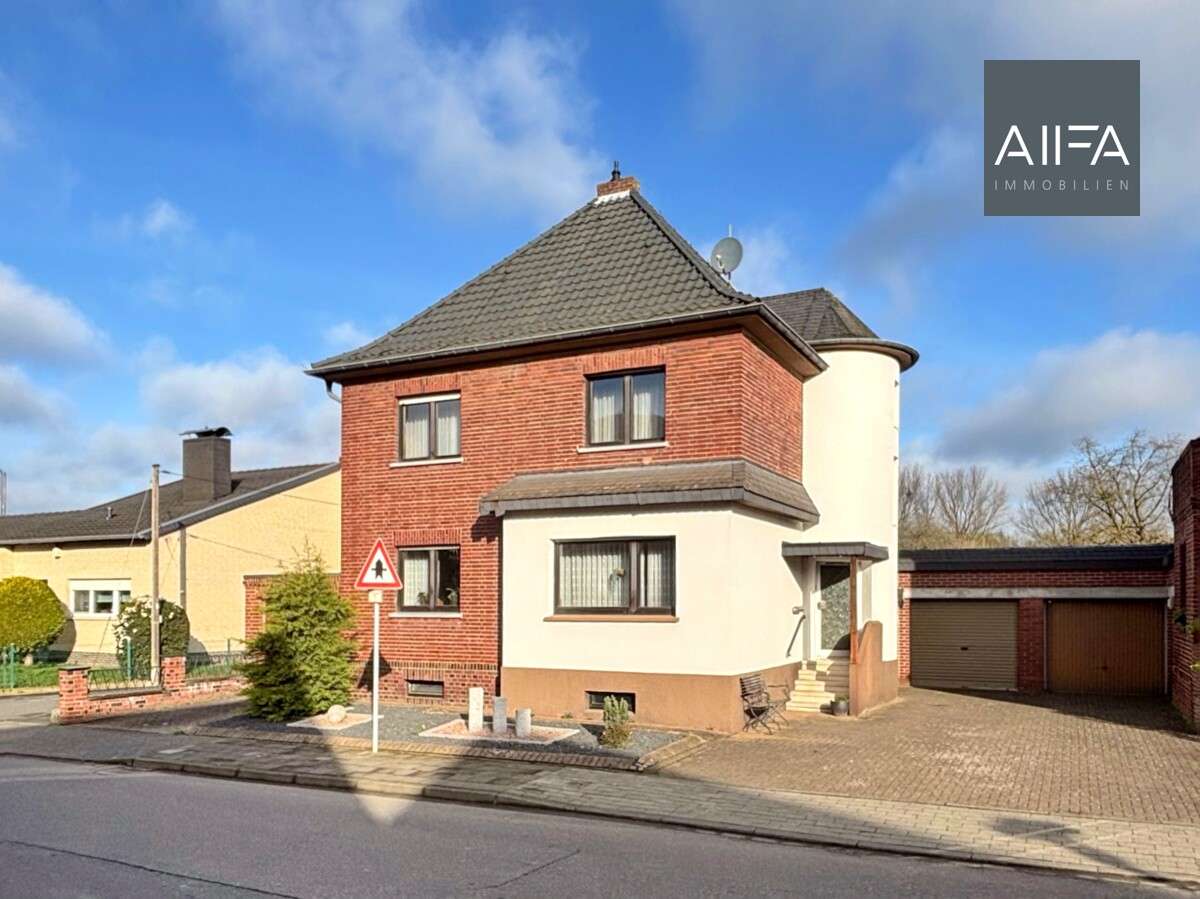 Thumbnail-Haus zum Kaufen in Heinsberg-Oberbruch 219.000,00 € 111 m²