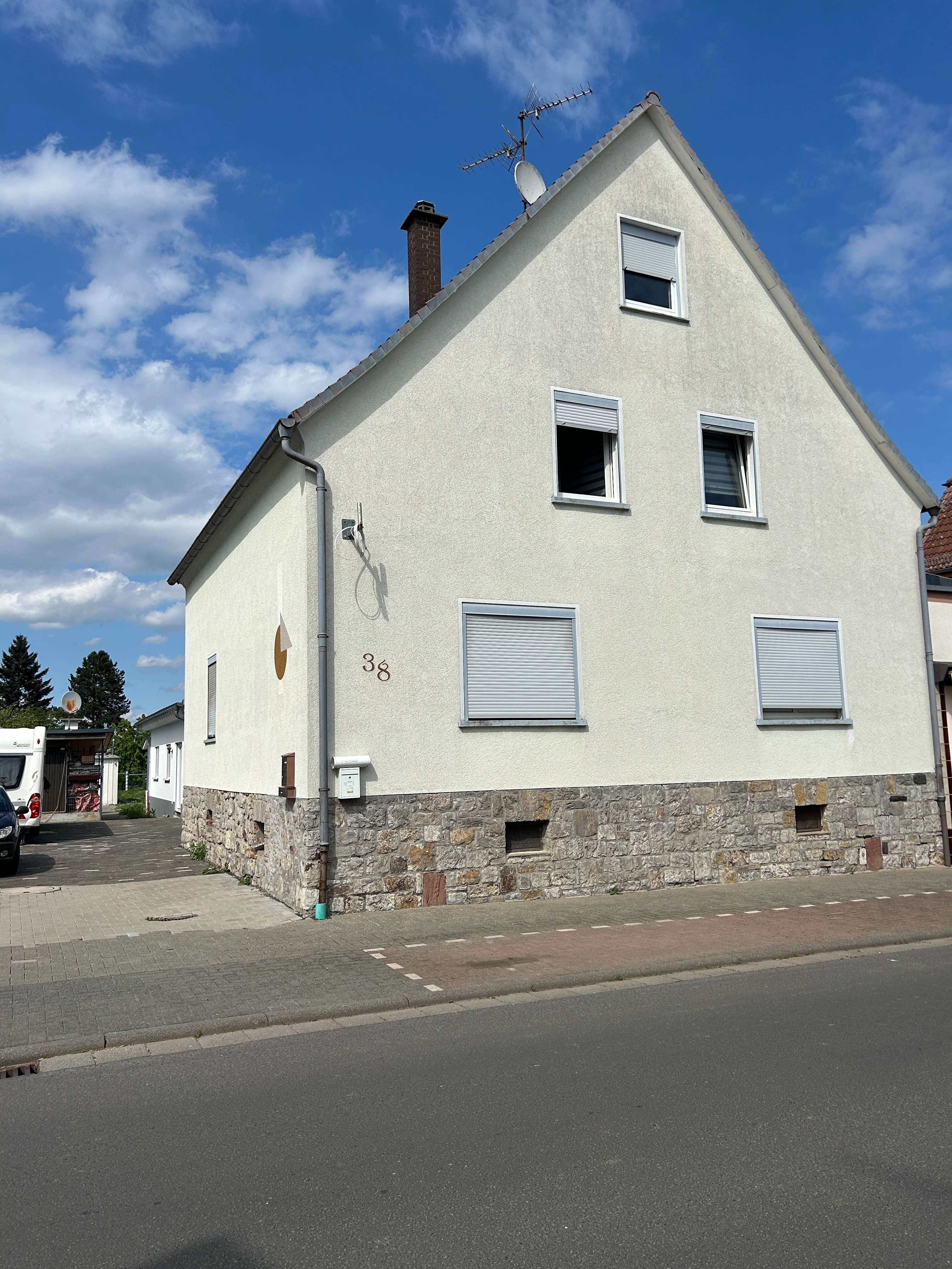 Thumbnail-Haus zum Kaufen in Butzbach 235.000,00 € 133 m²